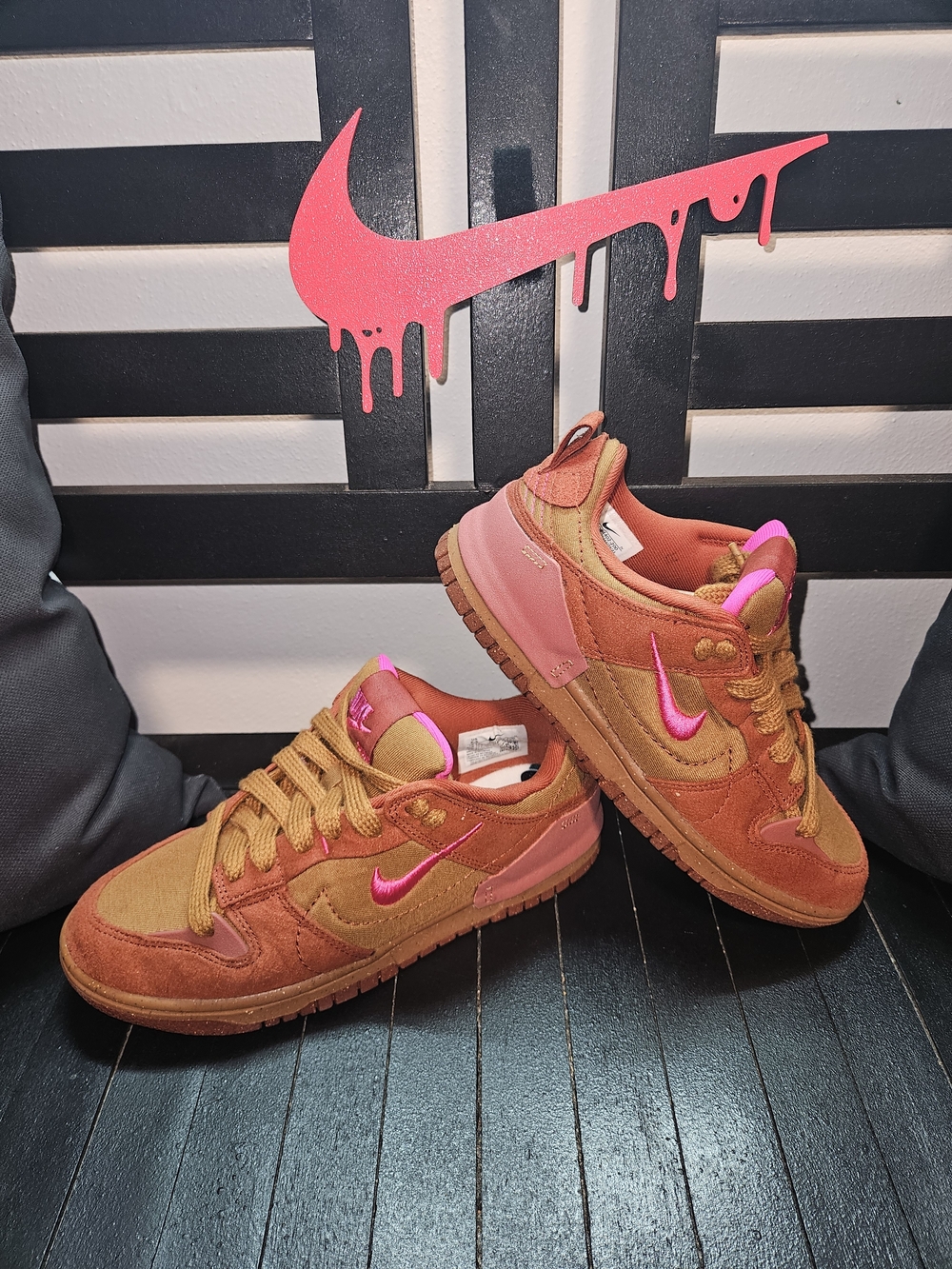 Nike Dunk Low Disrupt 2 'Desert Bronze Pink Prime' - 6.5W/5M (DH4402-200) Used